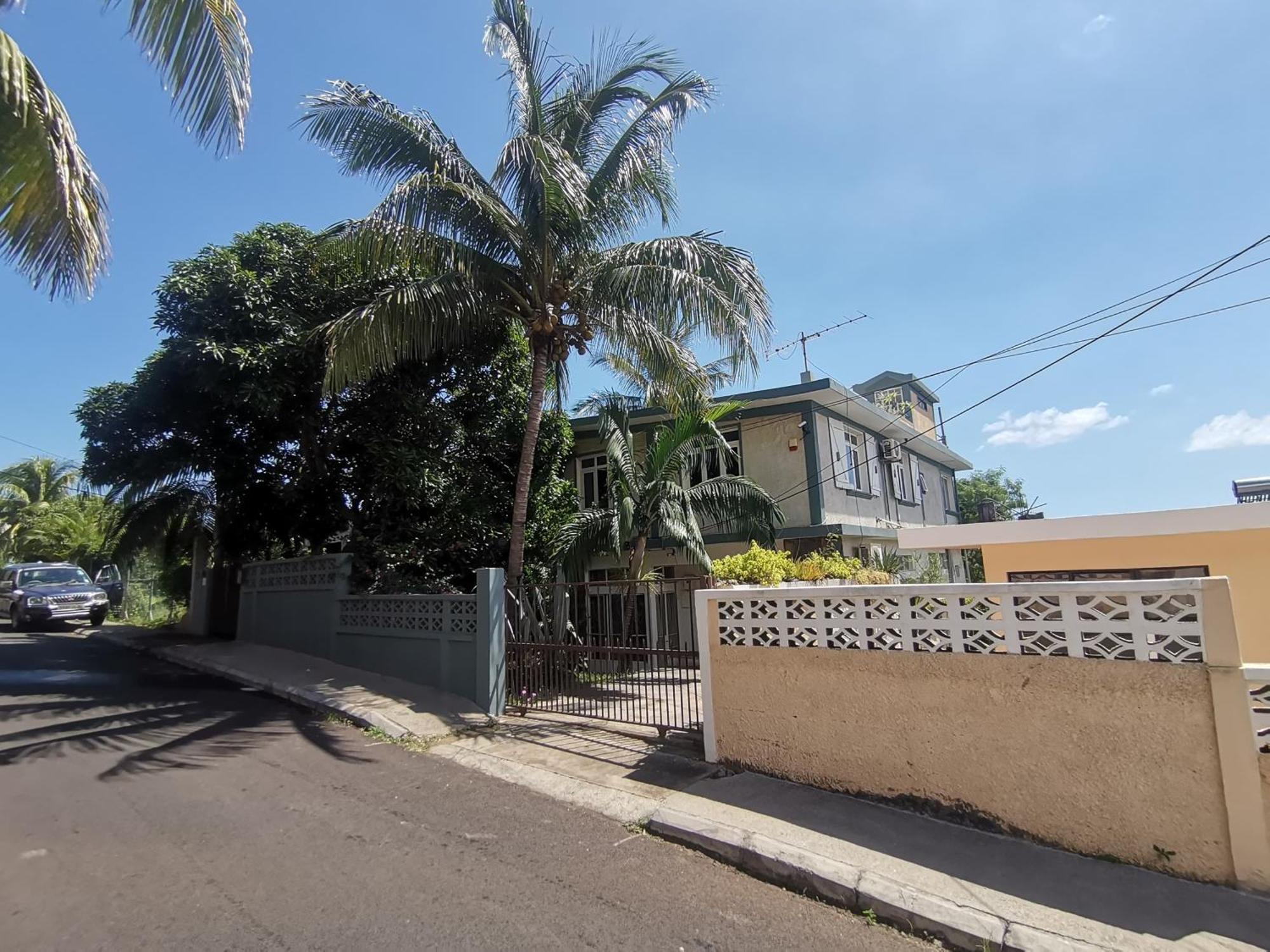 Modern Apartment/3Bedrooms/2Bathrooms/Rooftop/Jacuzzi Pointe aux Sable Exterior photo